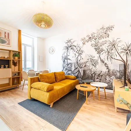 Le Marietton Cosy A Deux Pas Du Metro Valmy Апартаменты Лион
