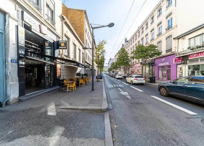 Le Marietton Cosy A Deux Pas Du Metro Valmy Апартаменты